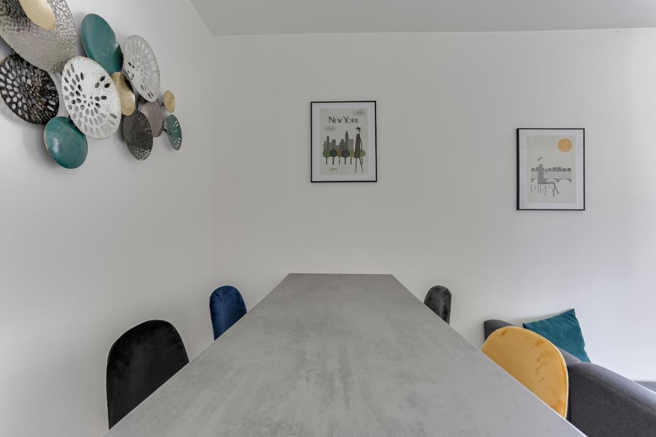 Cosy Proche Gare Apartment *